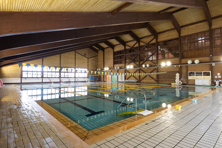 室内温水プール