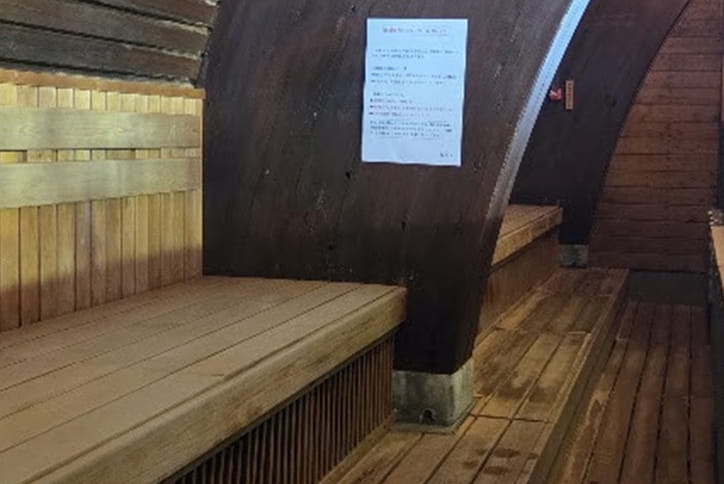 室内温水プール