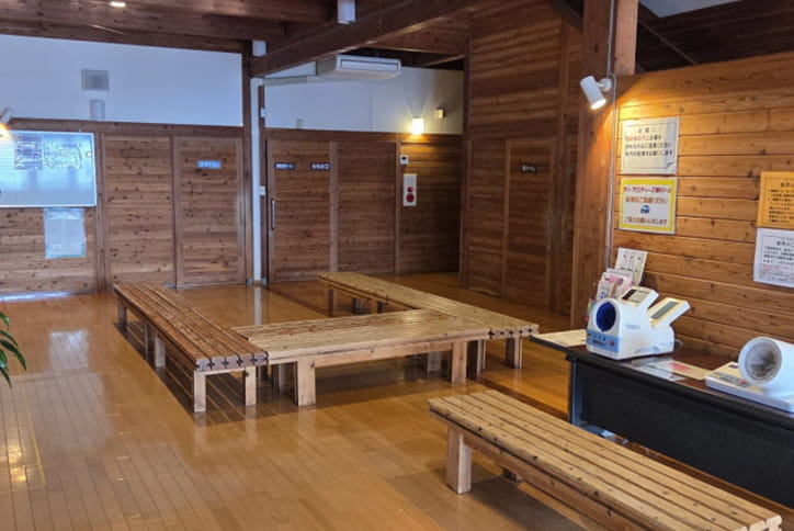 フロント・ロビー