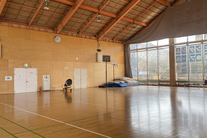 体育館 / ヘルスパ塩尻